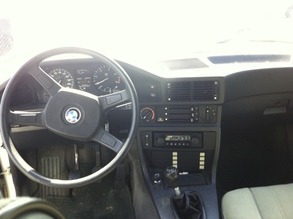 520i interior